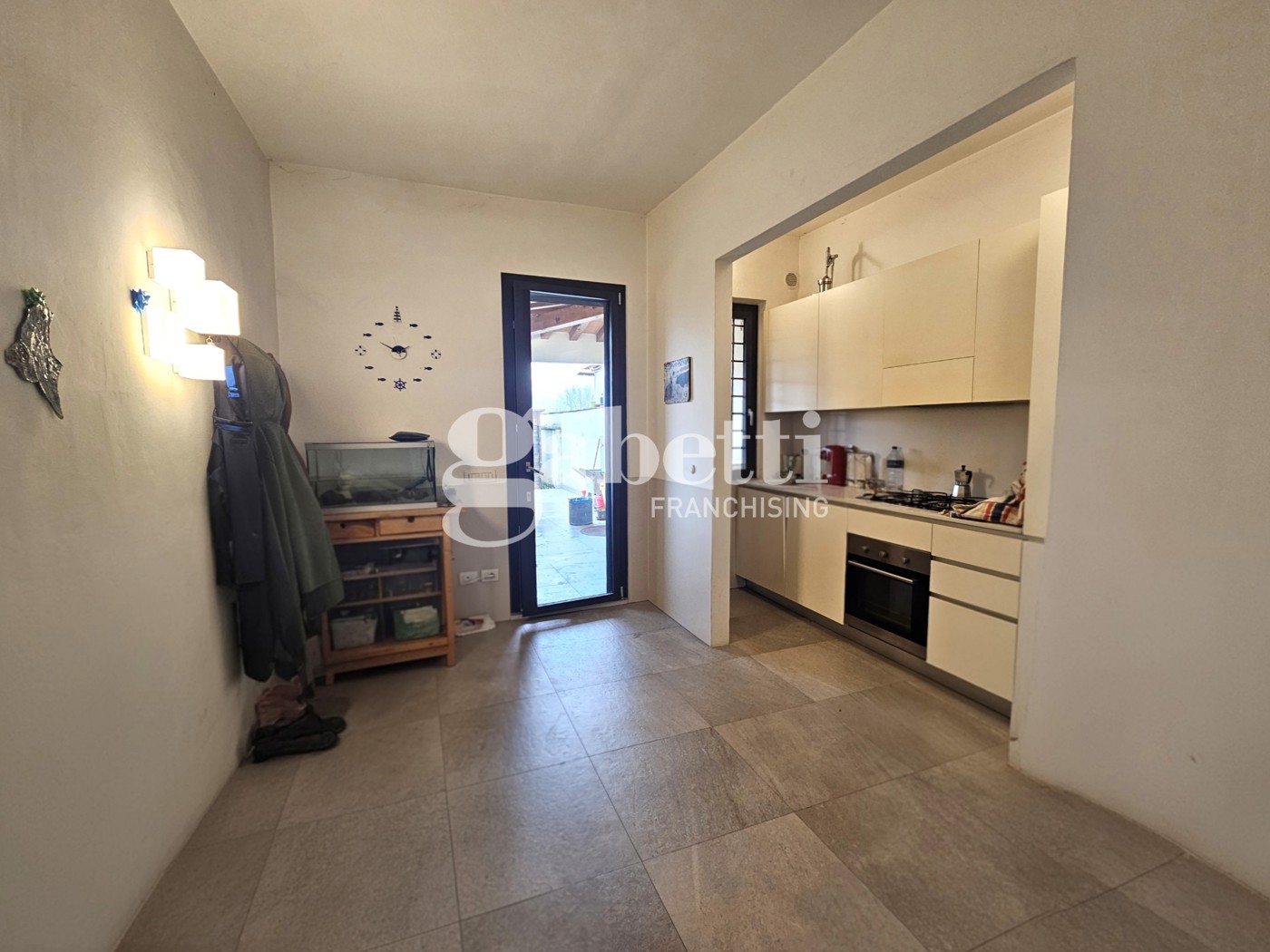 Appartamento con box a Firenze