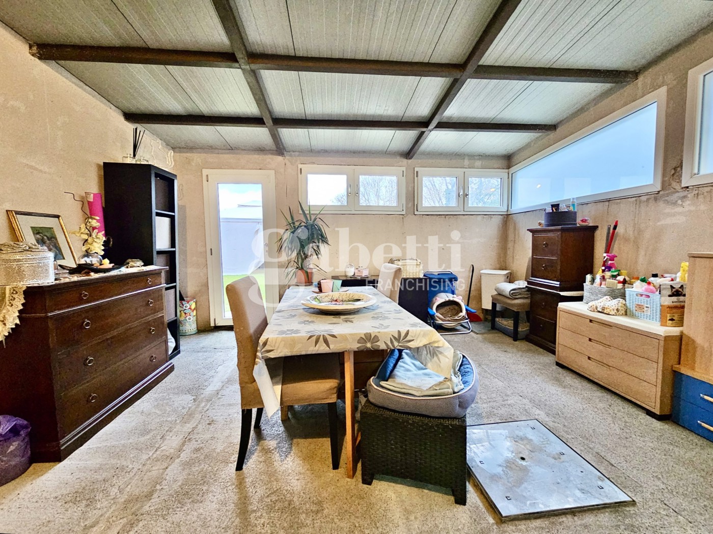 Quadrilocale con giardino a Scandicci