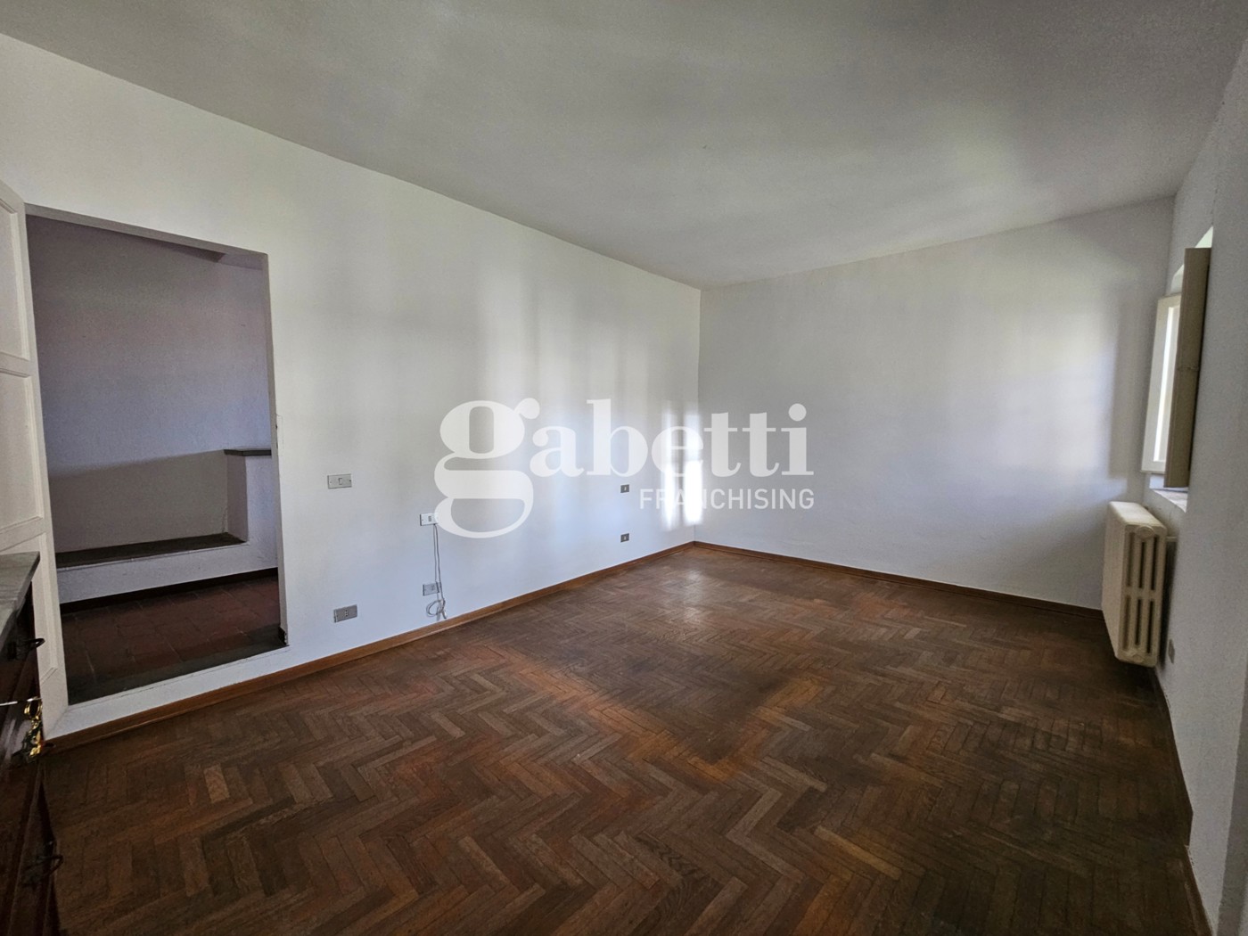 Appartamento da ristrutturare a Scandicci