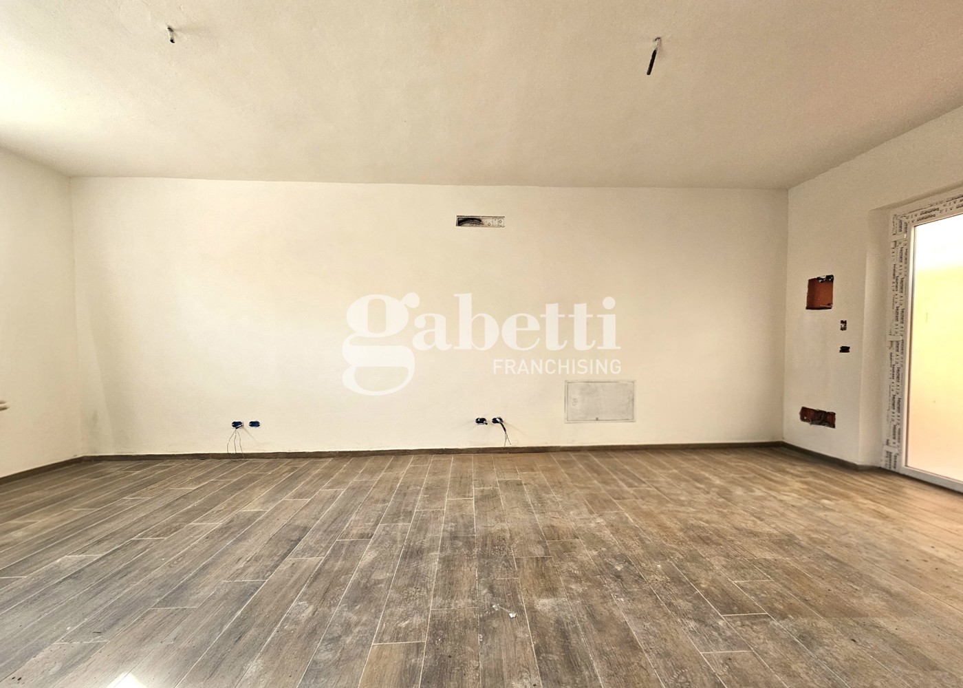 Trilocale nuovo a Firenze