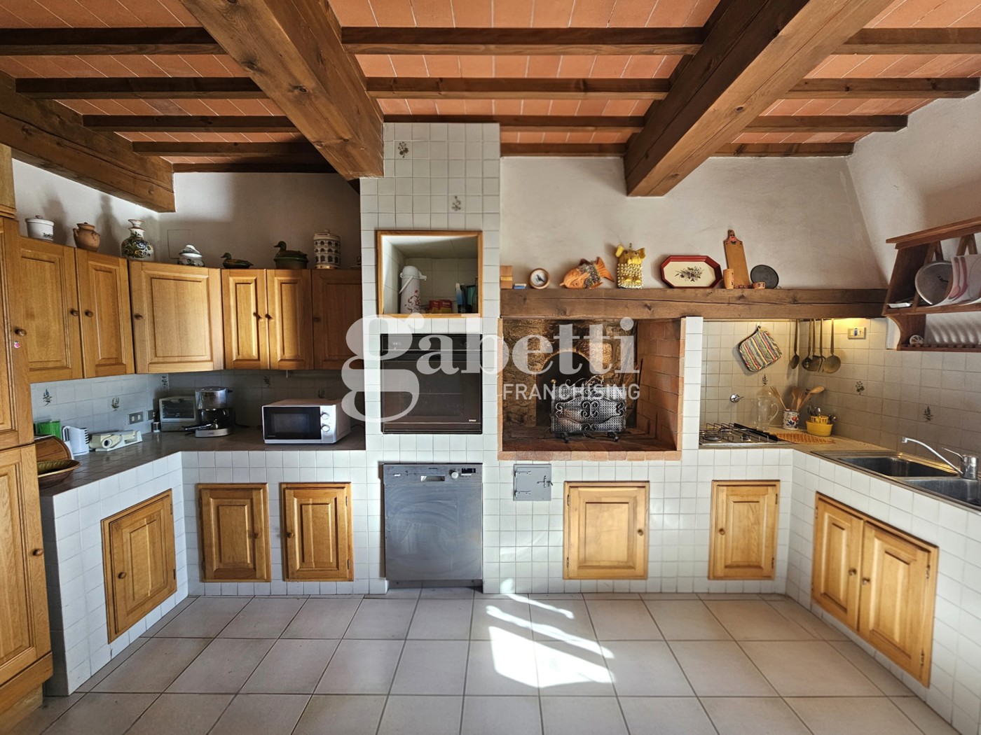 Appartamento con giardino a Scandicci