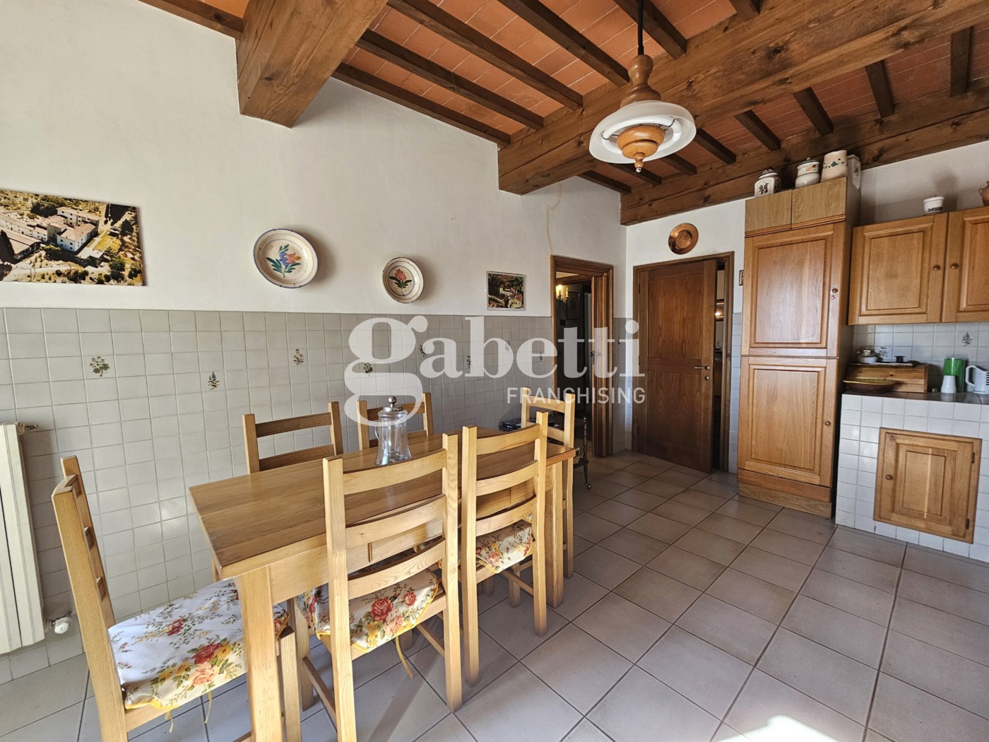 Appartamento con giardino a Scandicci