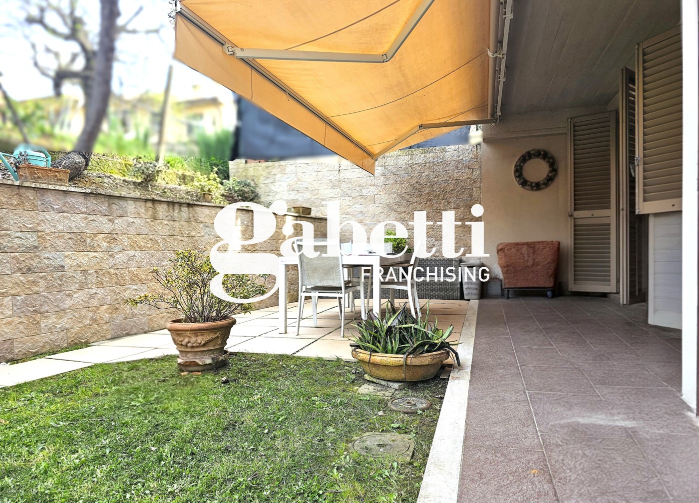 Bilocale in vendita a Lastra a Signa