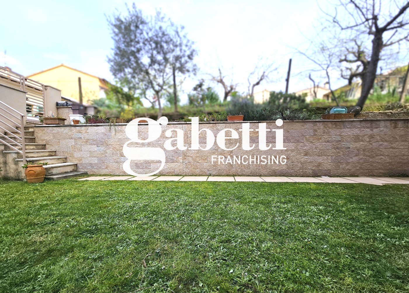 Bilocale in vendita a Lastra a Signa