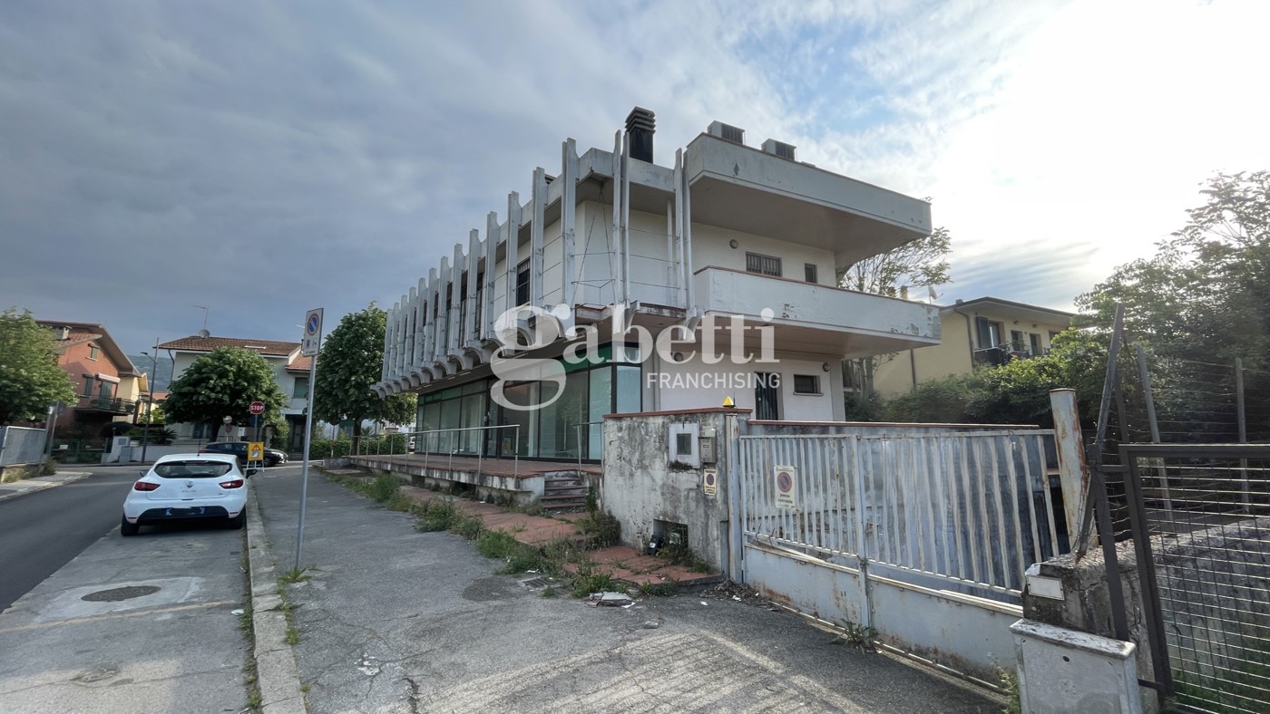 Negozio da ristrutturare a Montecatini-Terme