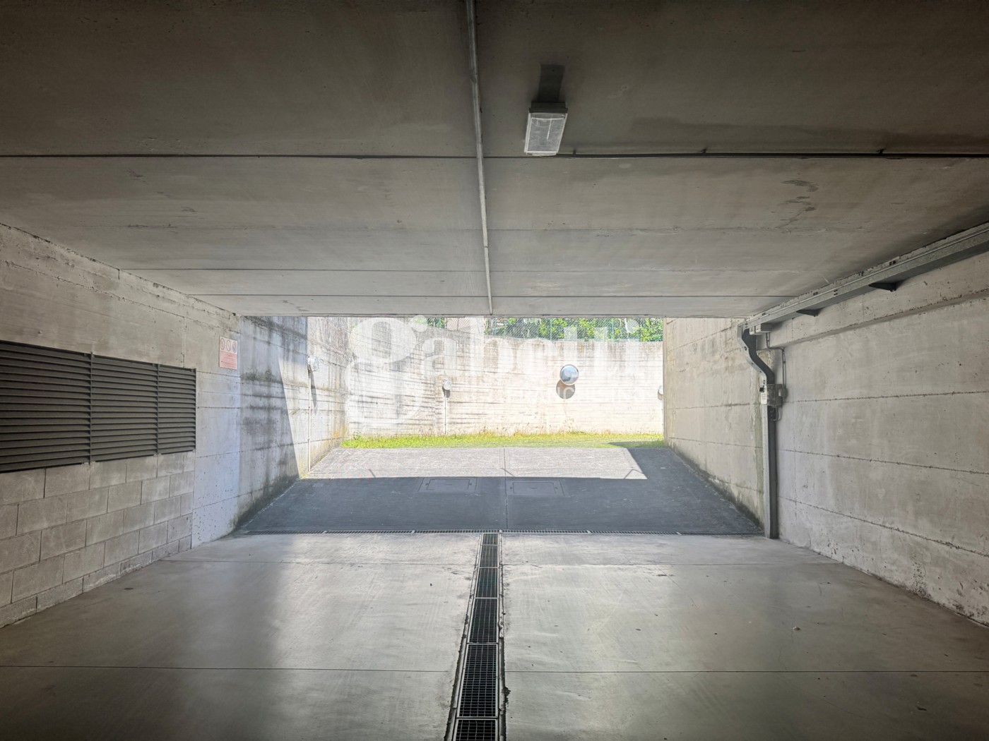 Box/Garage 18mq in vendita a Scandicci