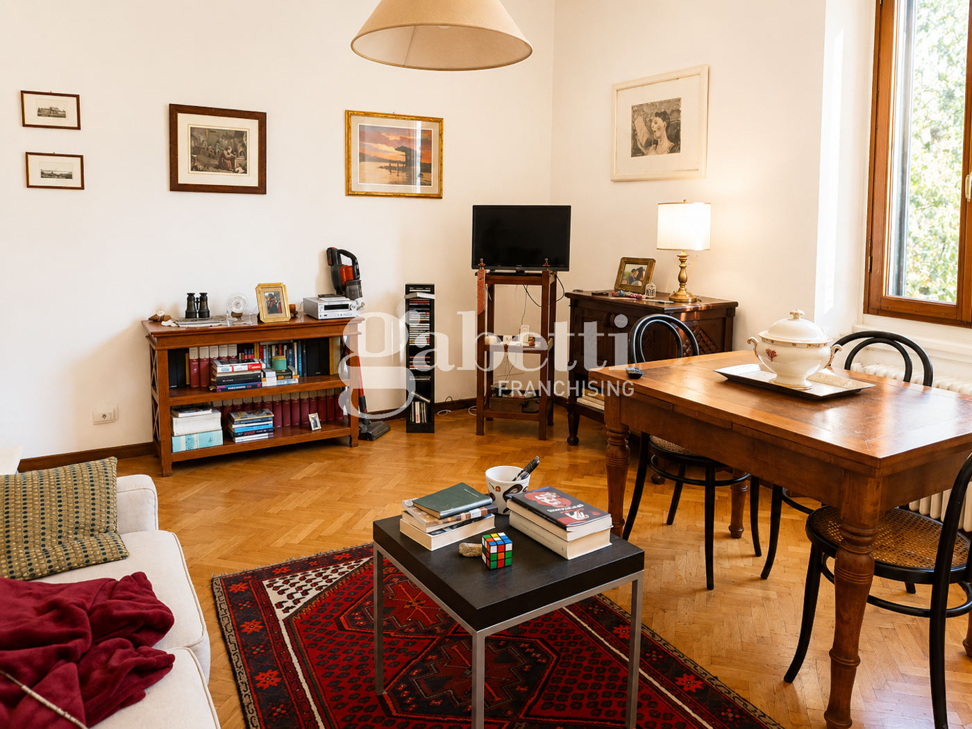 Quadrilocale in vendita a Firenze