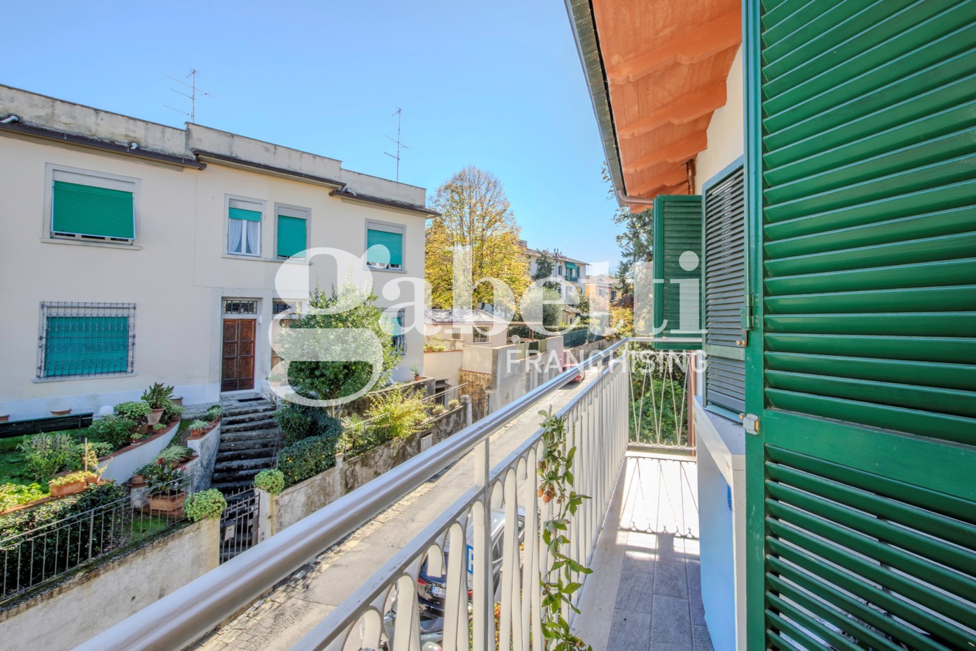 Quadrilocale ristrutturato a Firenze