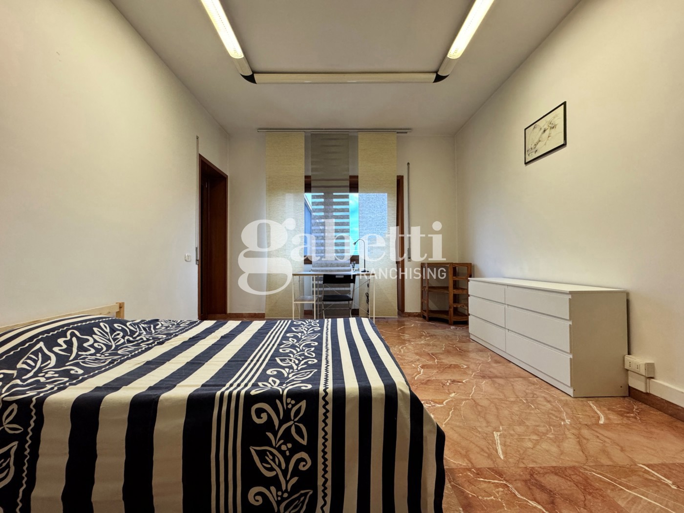 Monolocale arredato in affitto a Firenze
