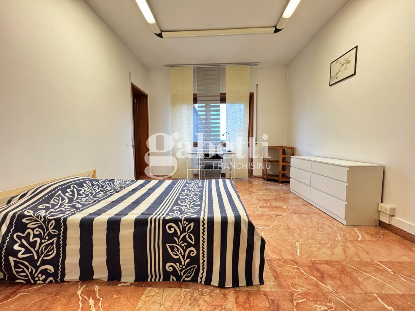Monolocale arredato in affitto a Firenze