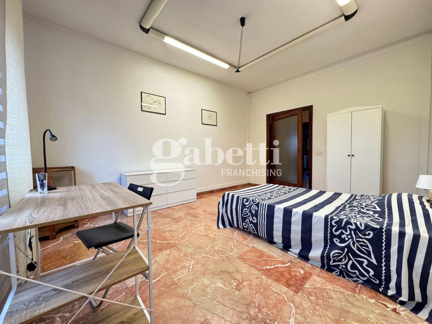 Monolocale arredato in affitto a Firenze