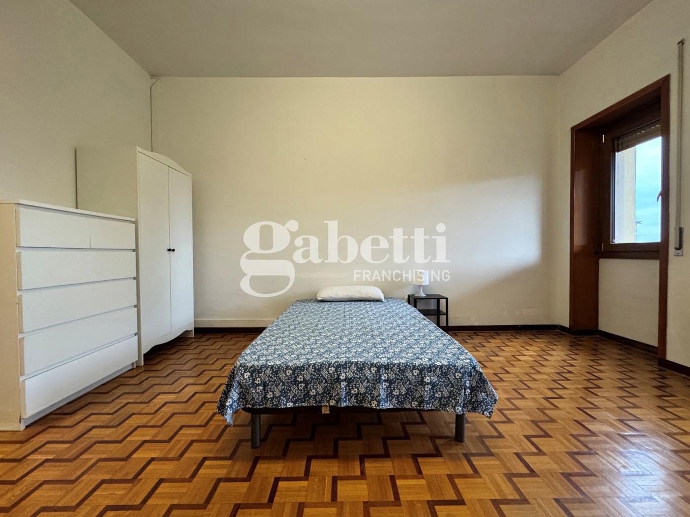Monolocale arredato in affitto a Firenze