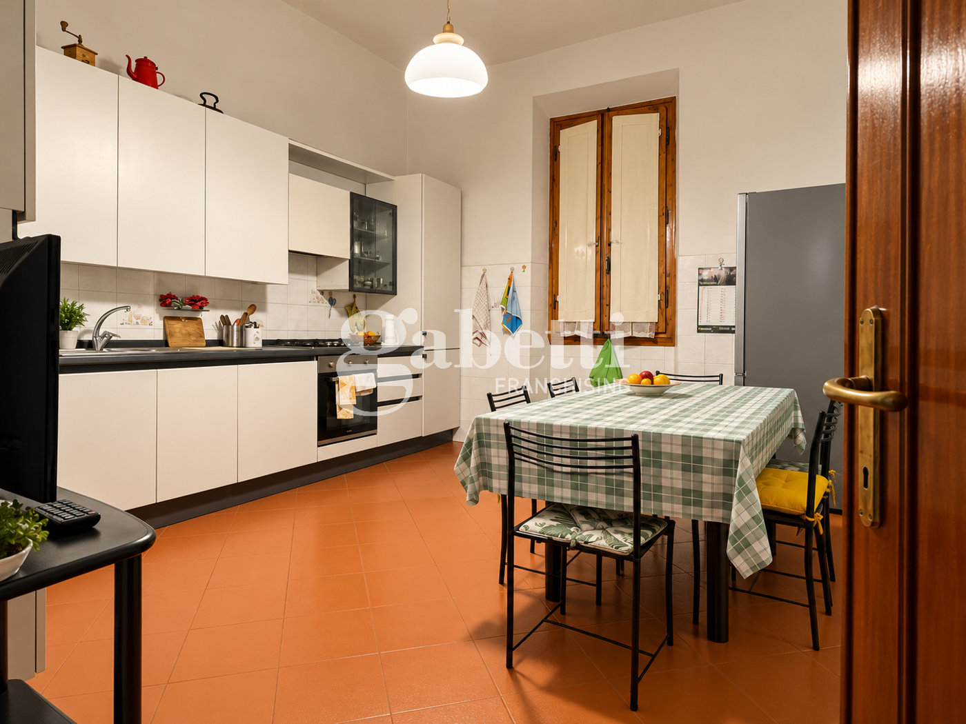 Casa indipendente con giardino a Prato