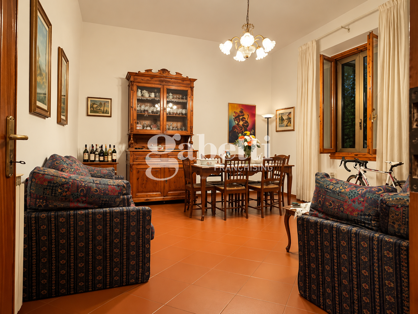 Casa indipendente con giardino a Prato