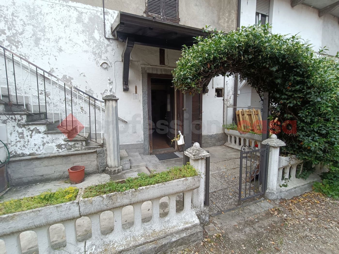 Trilocale con giardino a Arconate
