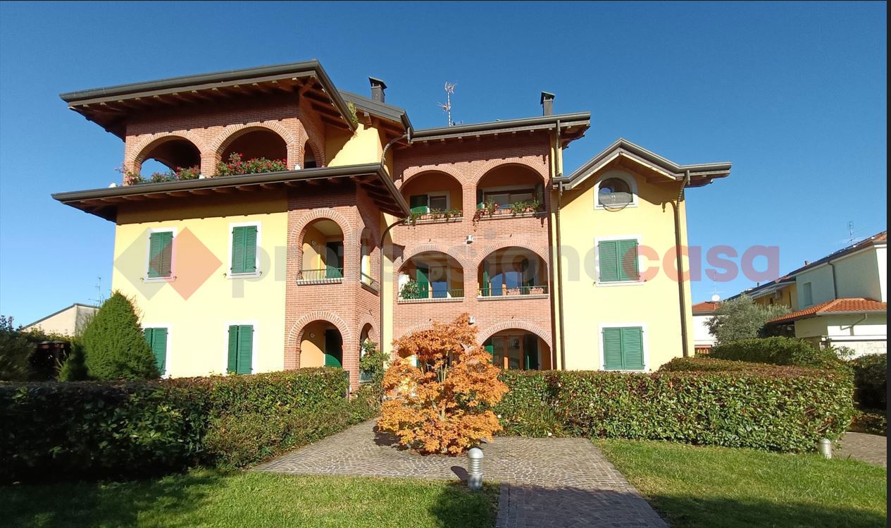 Trilocale in vendita a Busto Garolfo