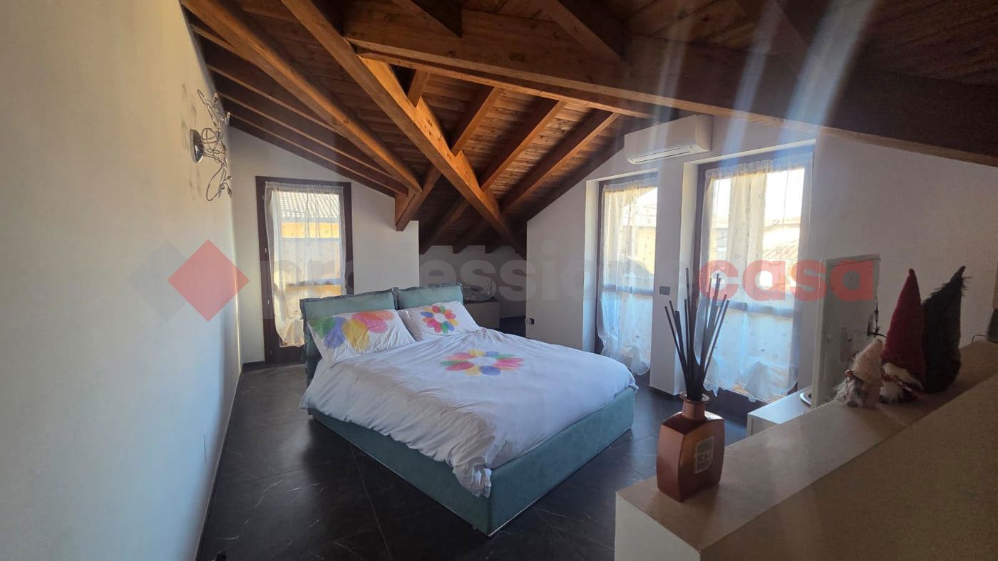 Villa con giardino a Dairago