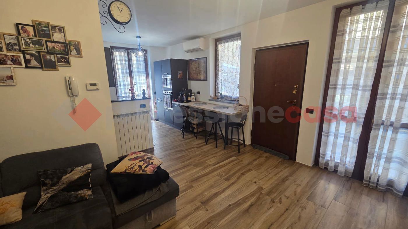 Villa con giardino a Dairago