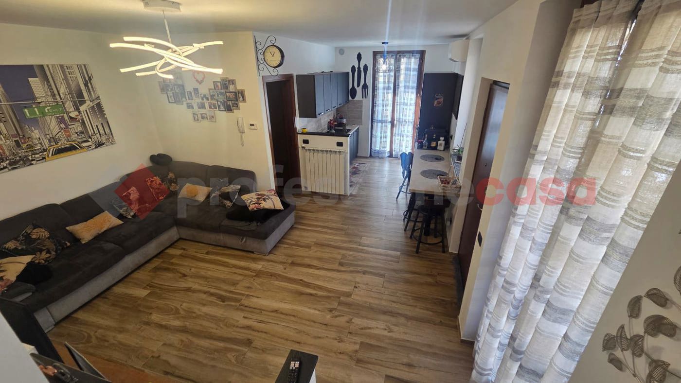 Villa con giardino a Dairago