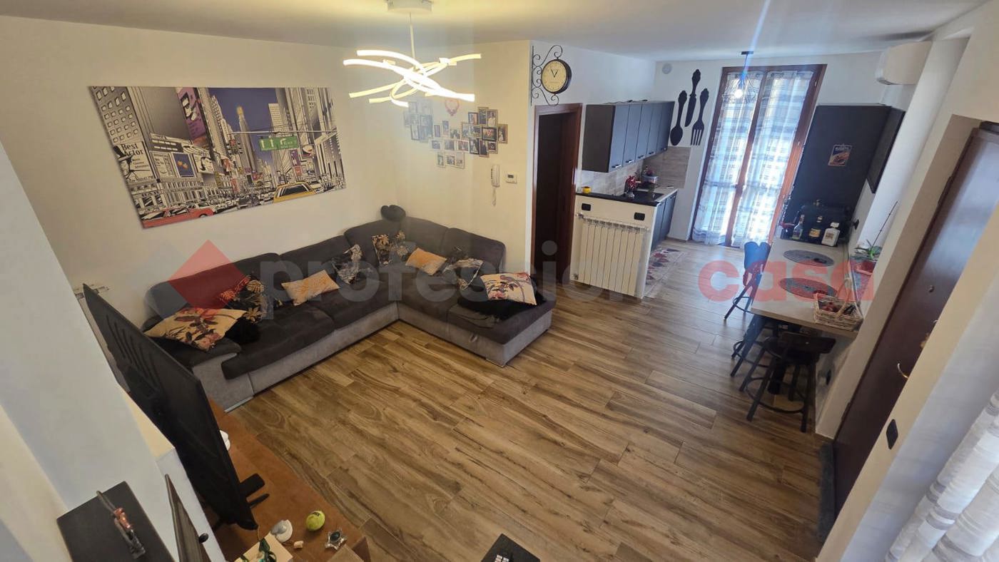 Villa con giardino a Dairago