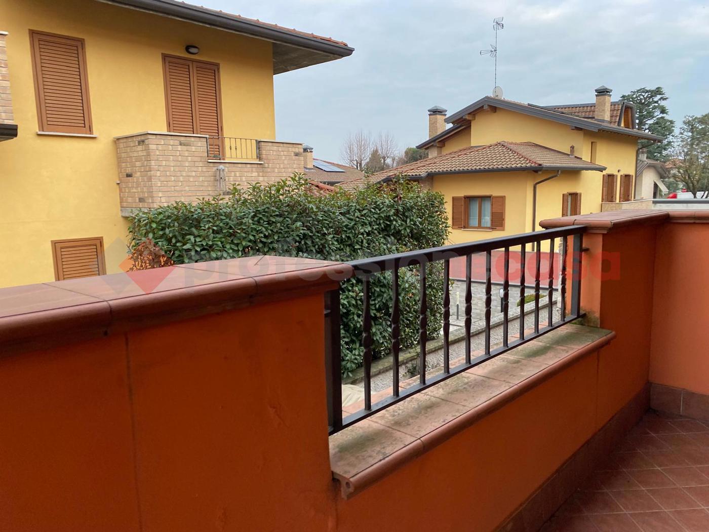 Bilocale arredato in affitto a Dairago