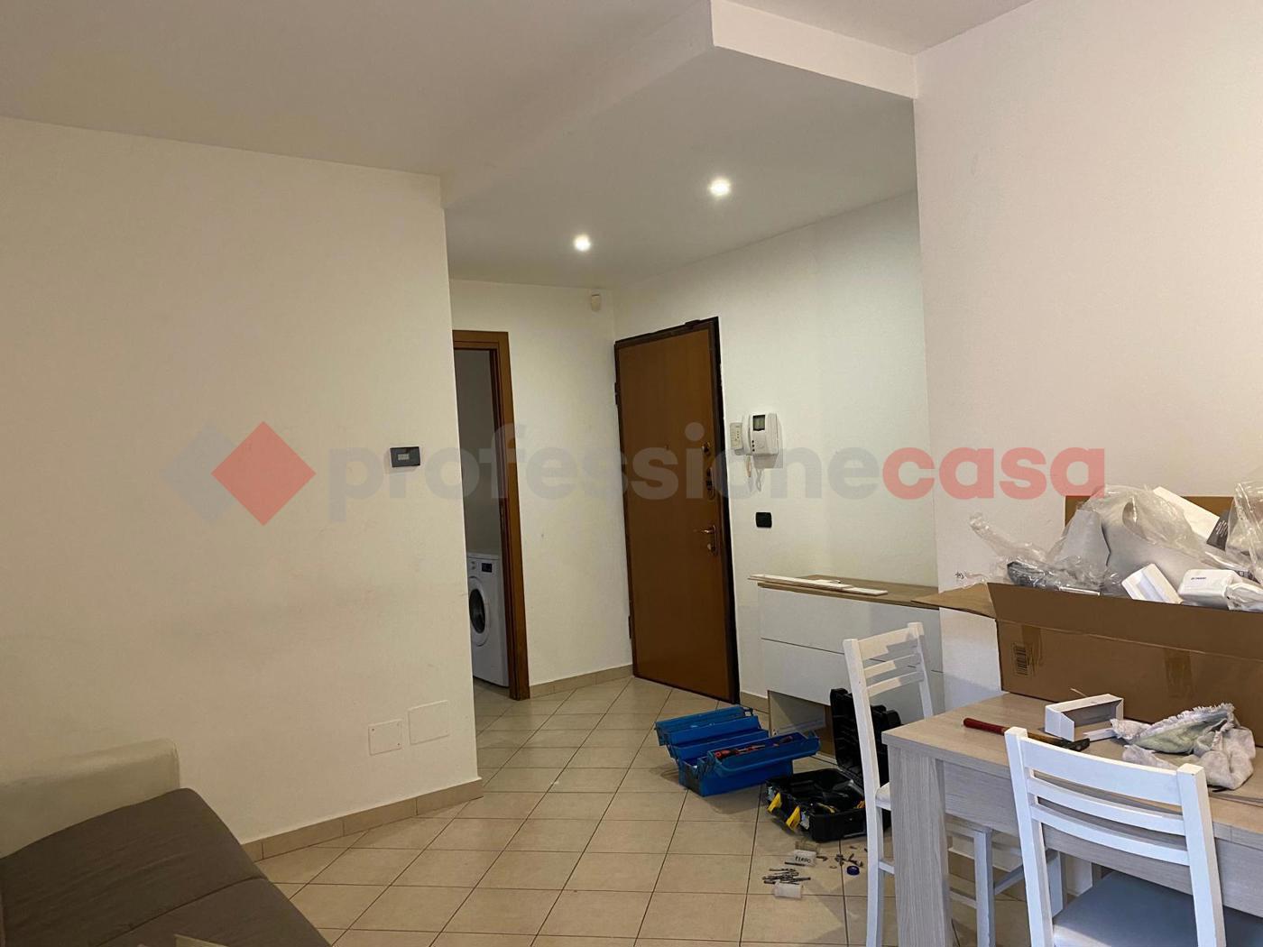 Bilocale arredato in affitto a Dairago