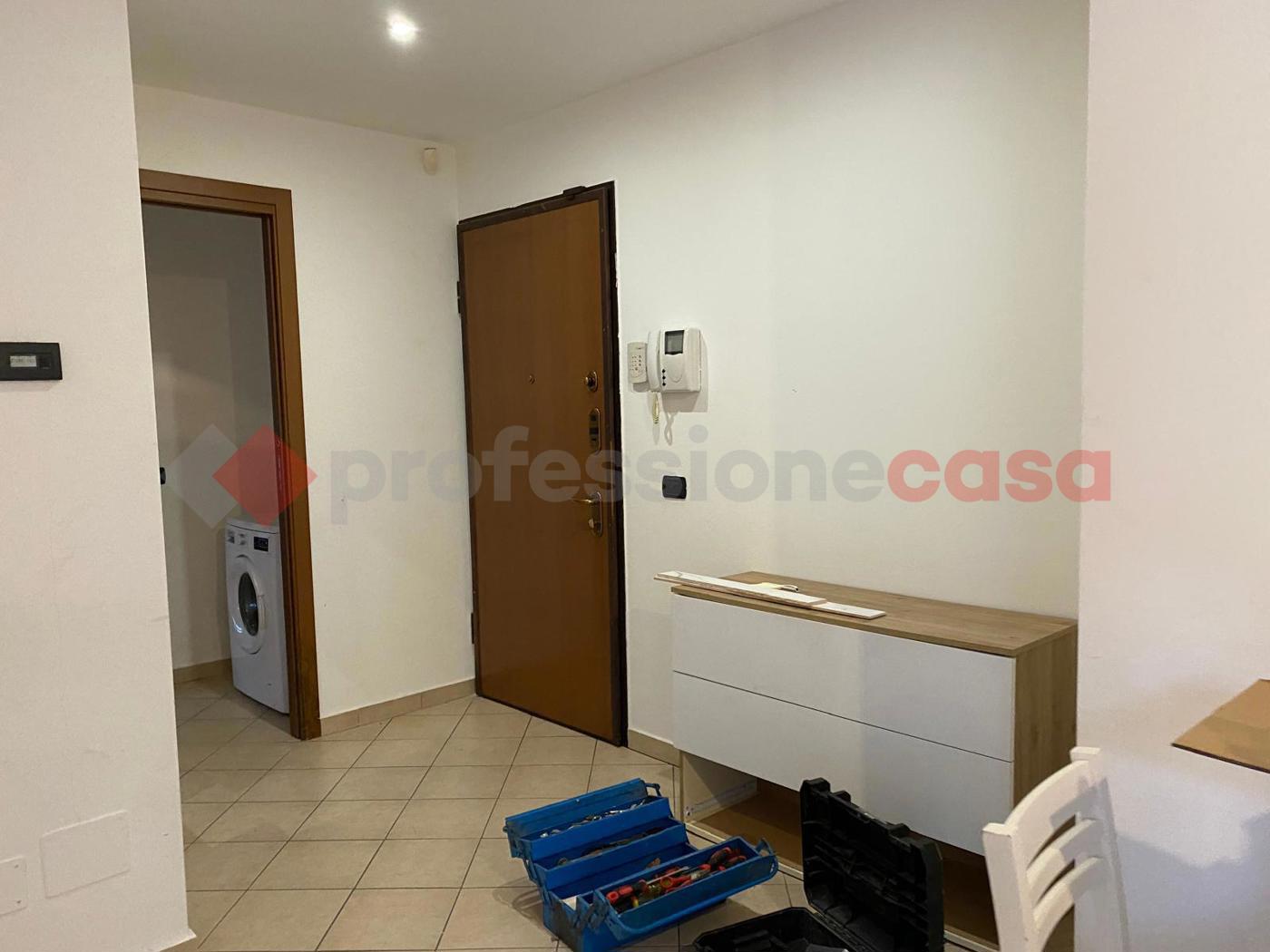 Bilocale arredato in affitto a Dairago