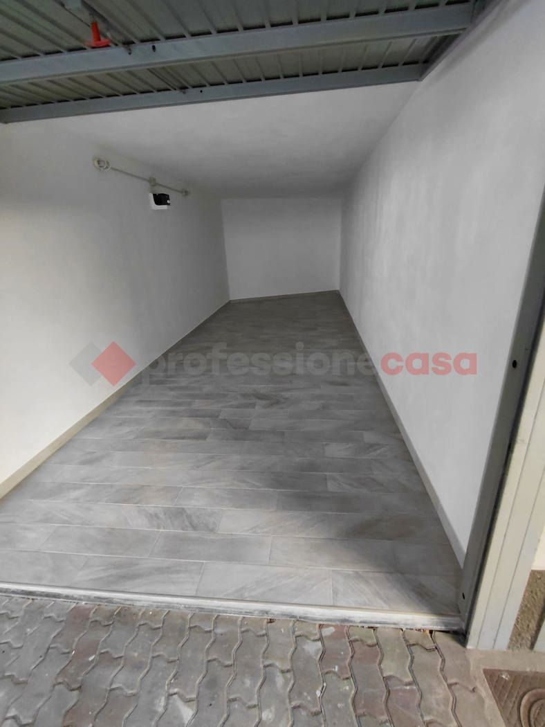 Box/Garage 21mq in affitto a Busto Garolfo