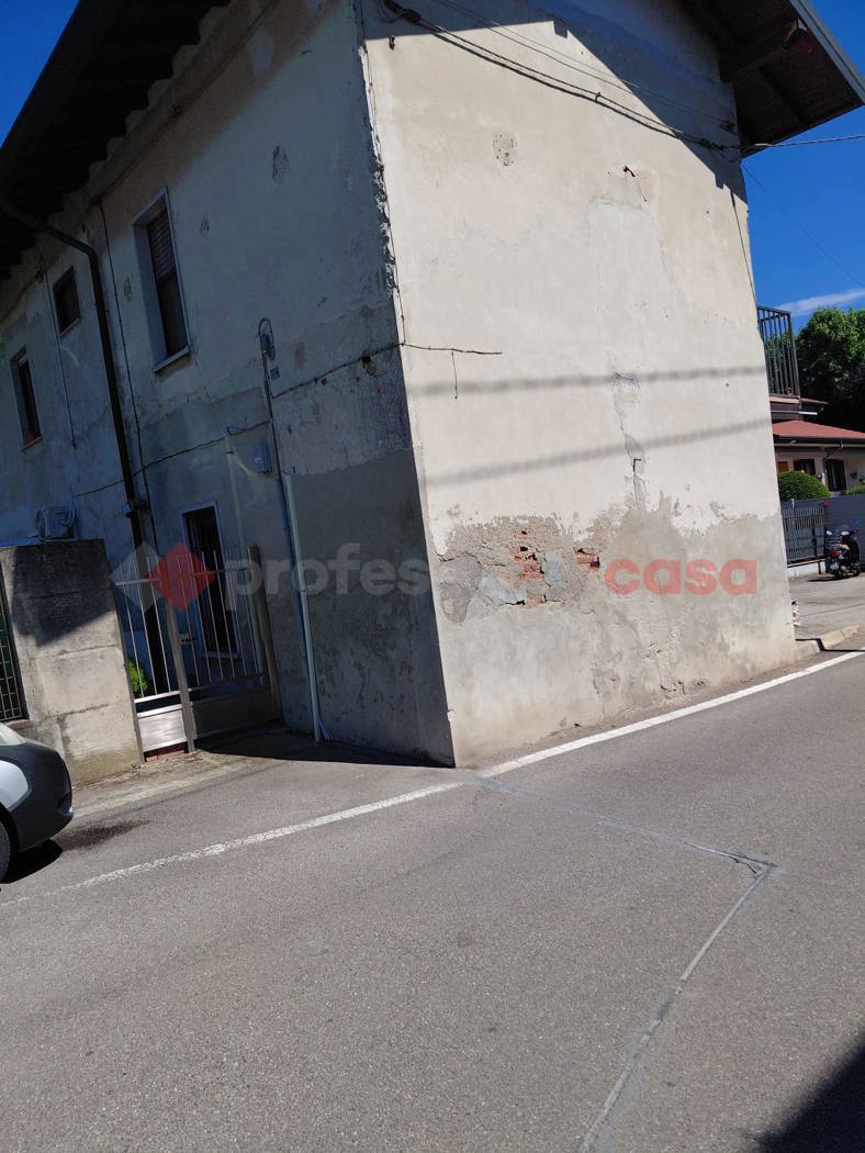 Bilocale ristrutturato a Dairago