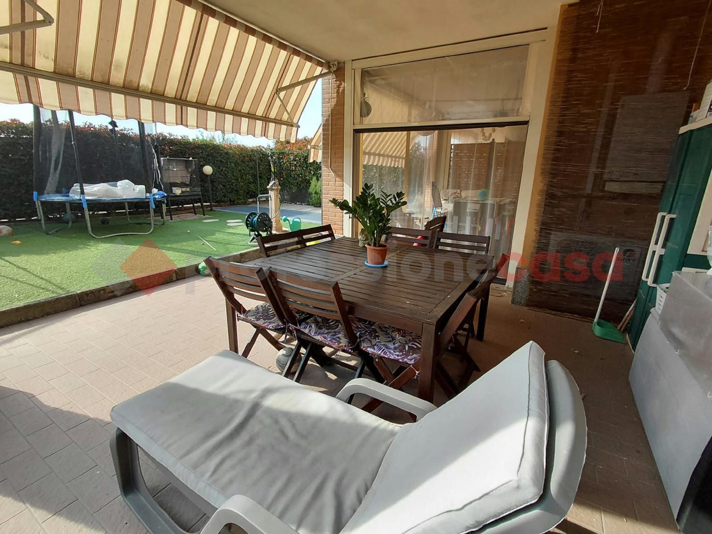 Trilocale con giardino a Arconate