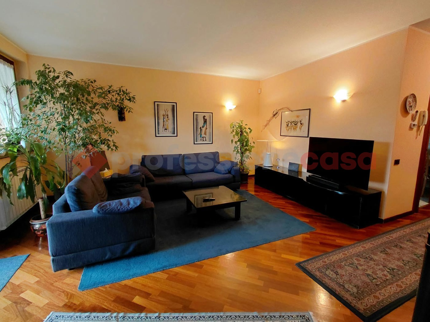 Villa con giardino a Arconate