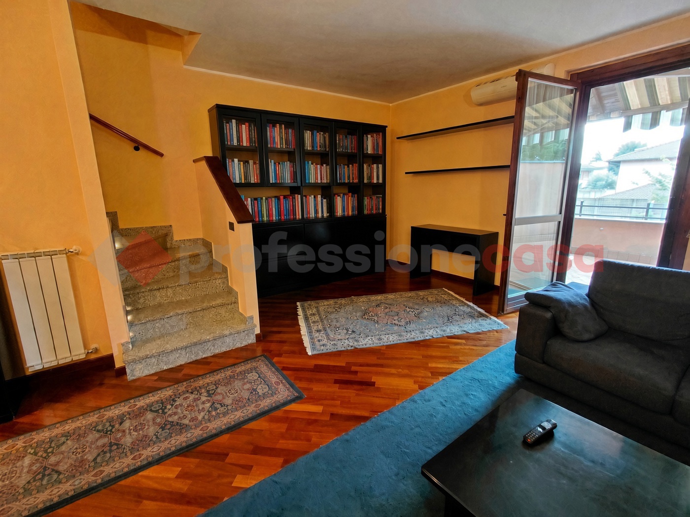 Villa con giardino a Arconate