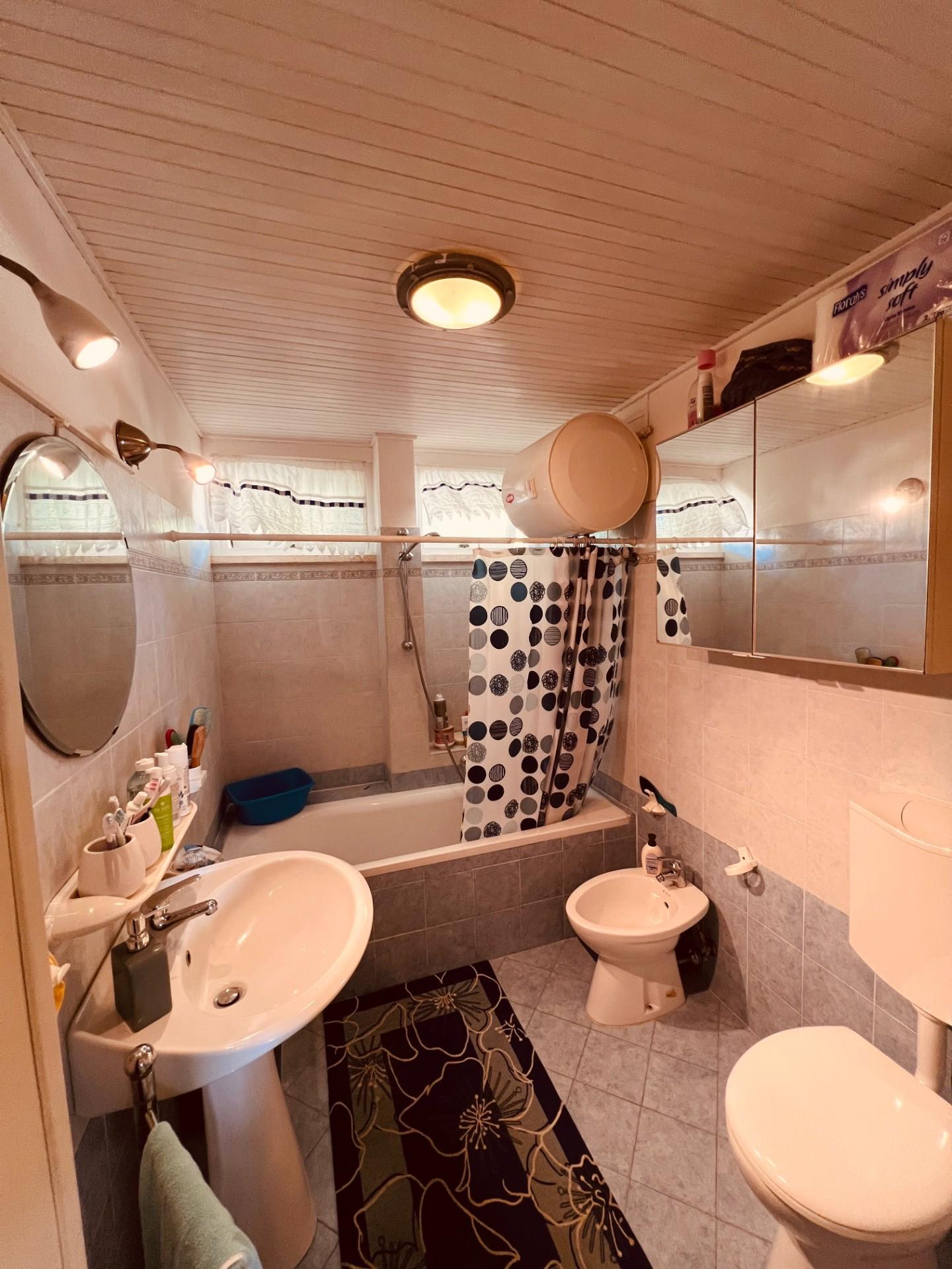 Trilocale in vendita, Bibbona marina di