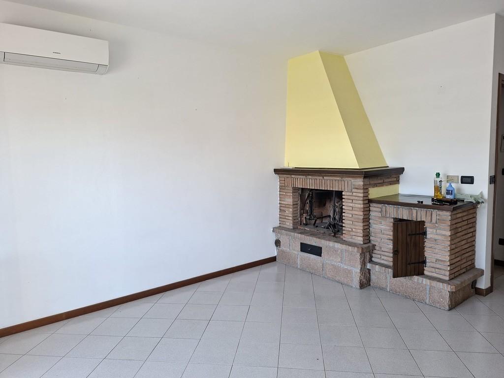Trilocale in vendita, Cecina marina