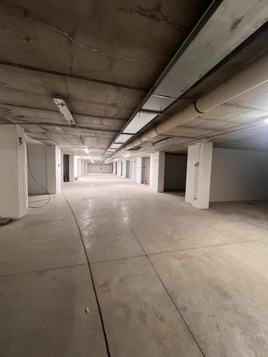 Box/Garage 17mq ristrutturato a Cecina