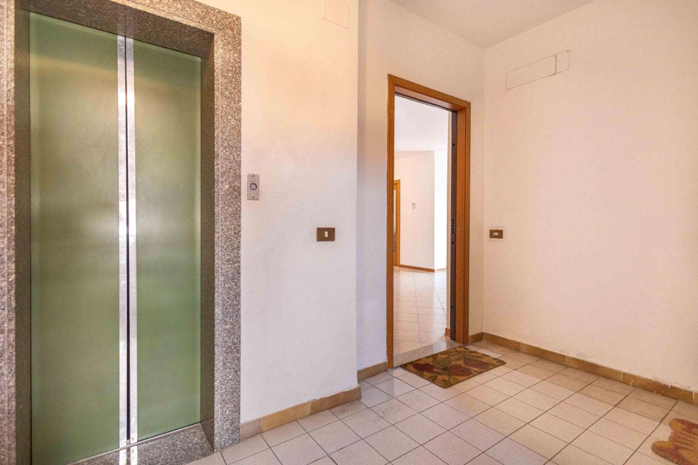 Quadrilocale arredato in affitto, Cascina casciavola
