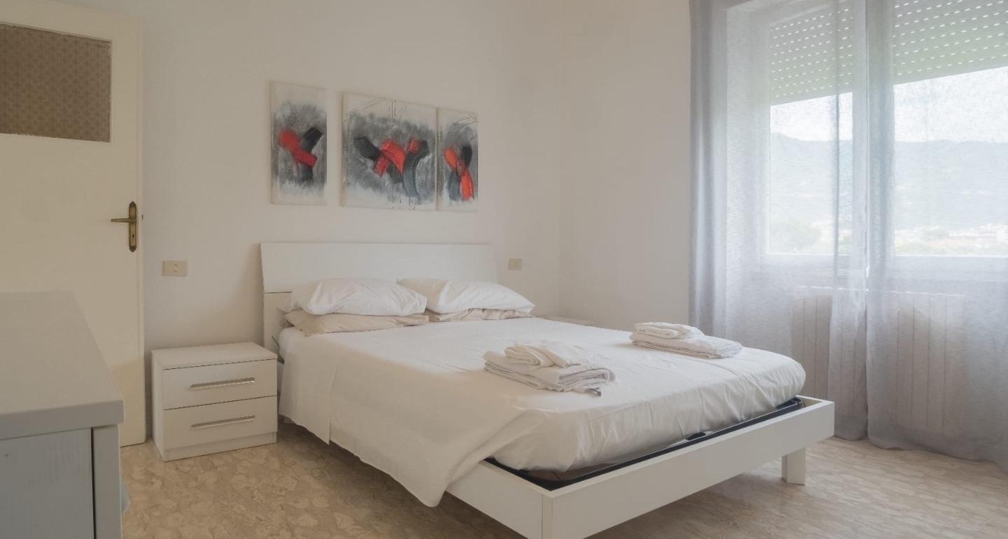 Quadrilocale arredato in affitto a Massa