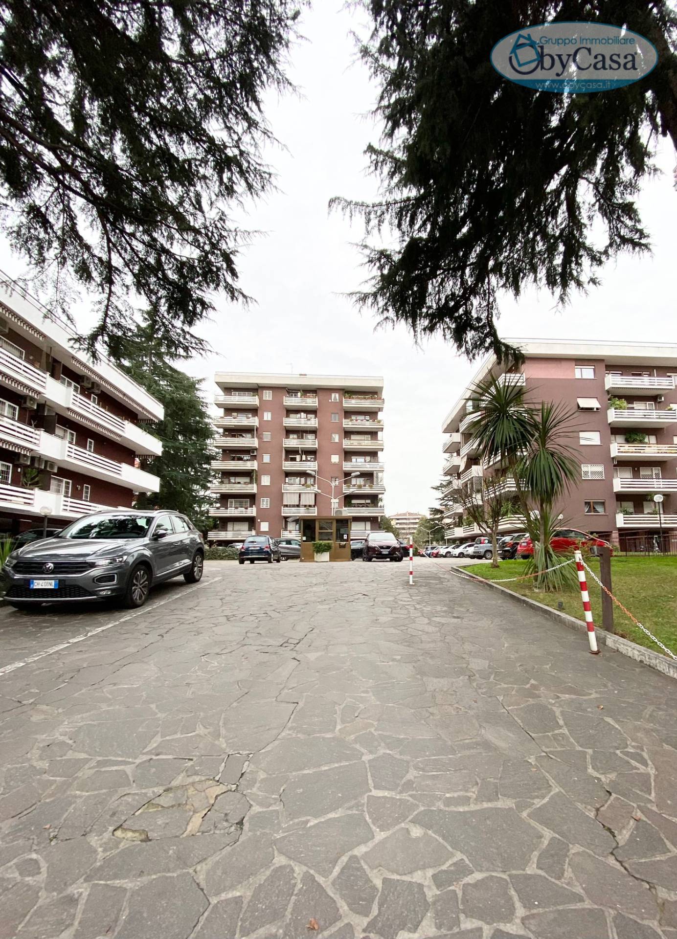 Attivit commerciale in affitto a Roma, Laurentino