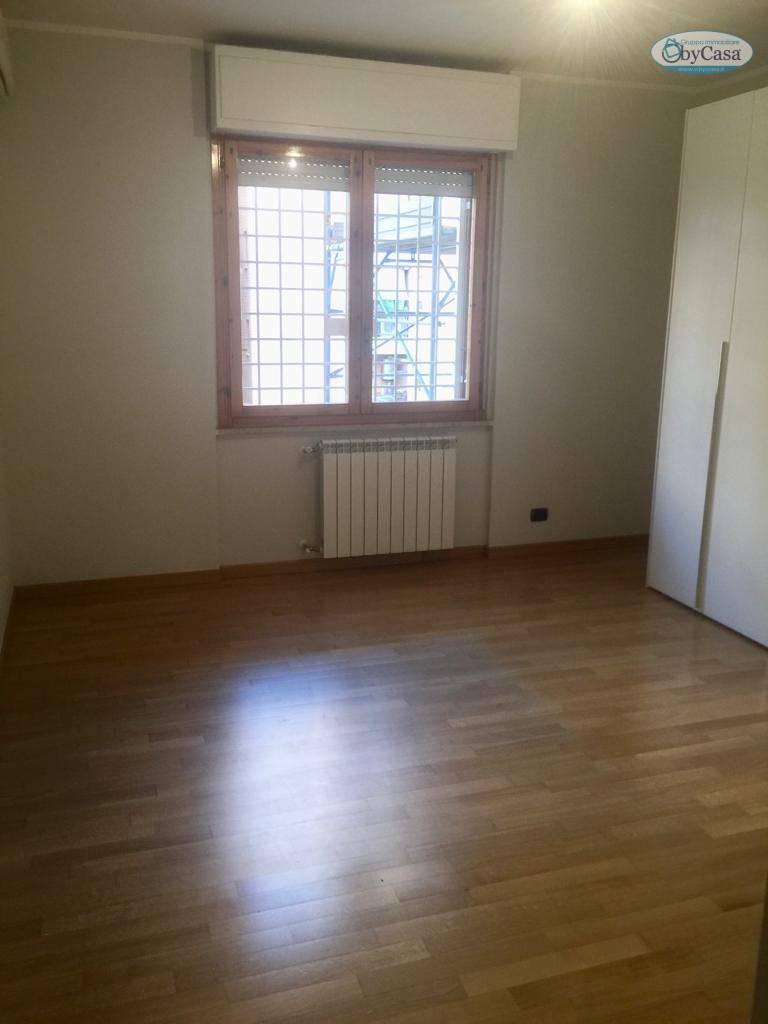 Appartamento 3 locali in vendita a Roma, Laurentino