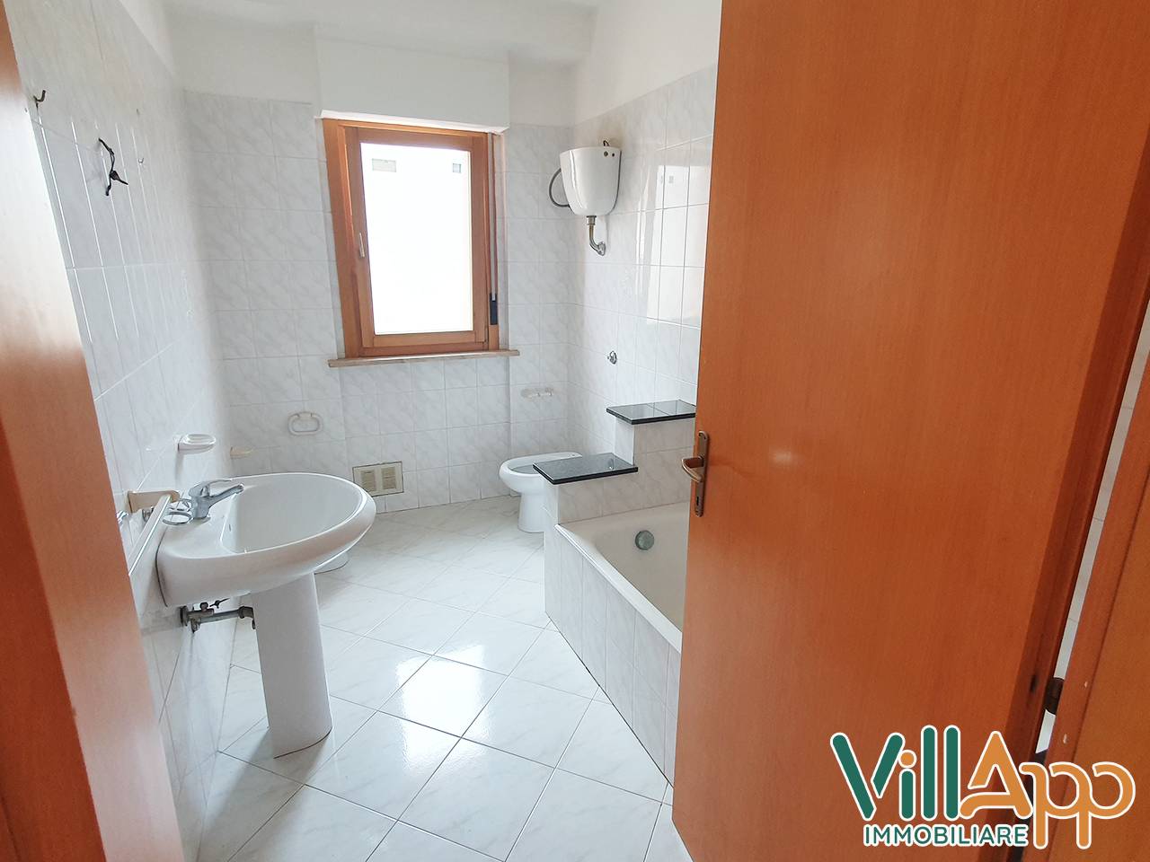 Appartamento in vendita a Fondi, Semicentro