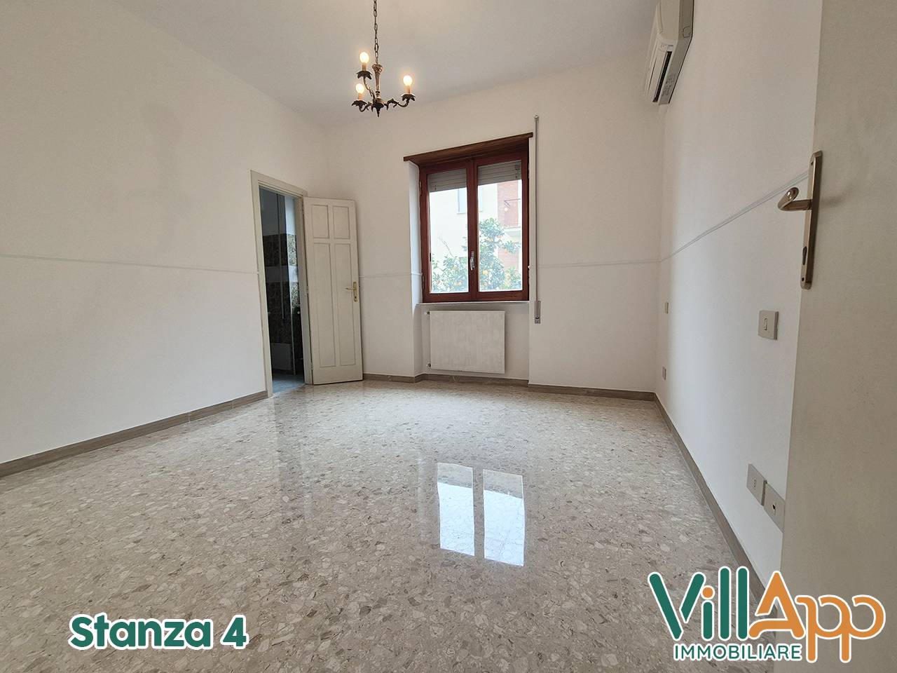 Studio/Ufficio in affitto a Fondi, Centro (No Centro Storico)