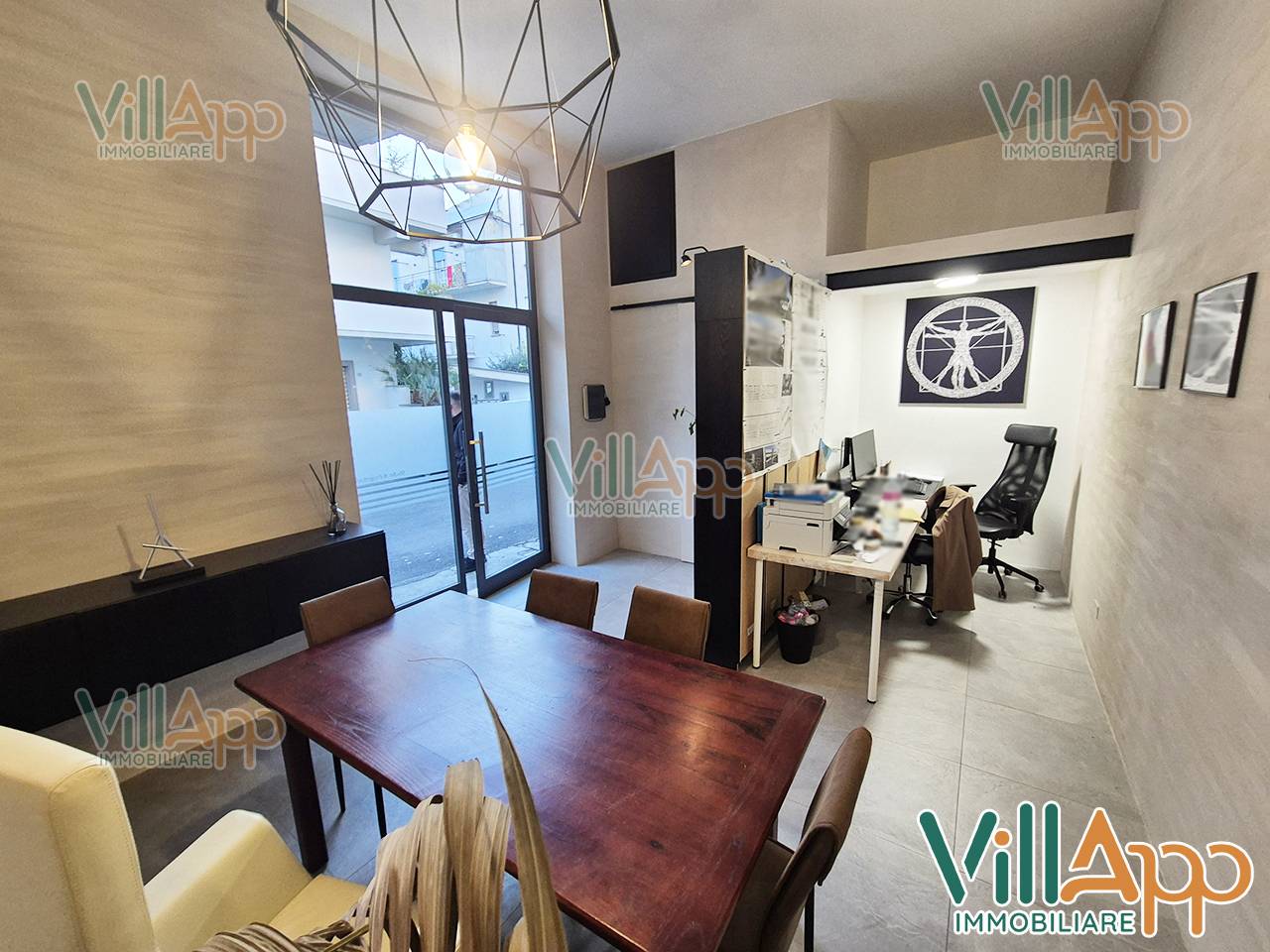 Locale commerciale in affitto a Fondi, Centro (No Centro Storico)