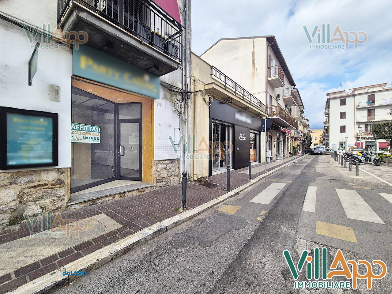 Locale commerciale in affitto a Fondi, Centro Storico