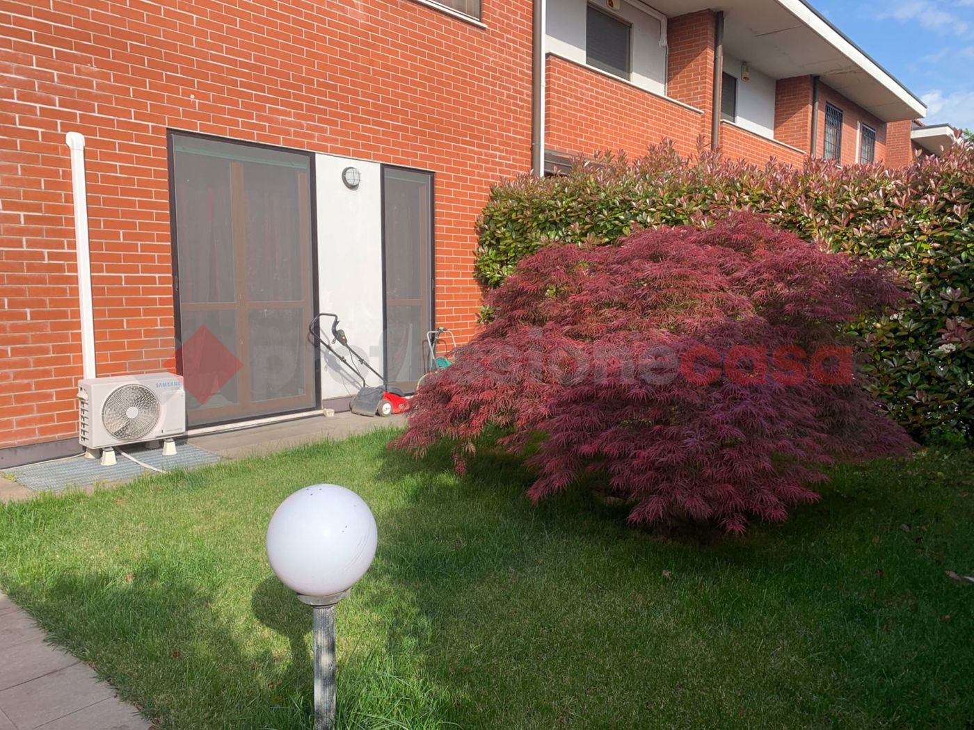 Villa con giardino a Castano Primo