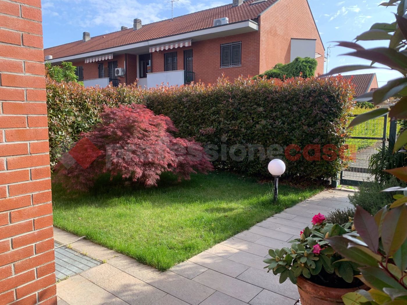 Villa con giardino a Castano Primo