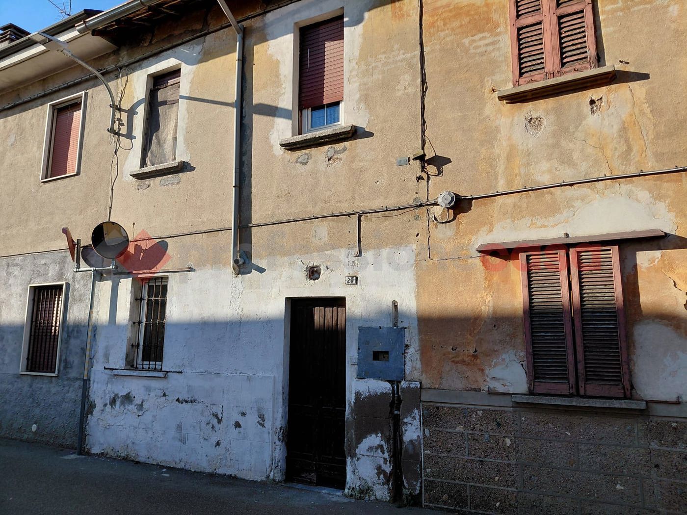 Casa indipendente con giardino a Buscate