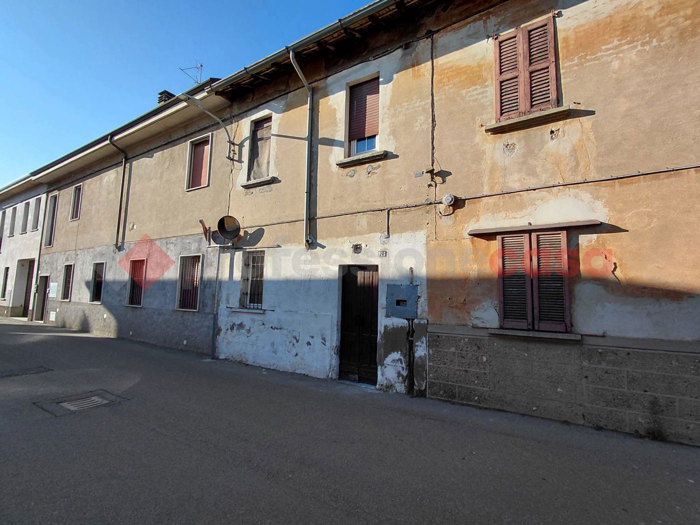 Casa indipendente con giardino a Buscate