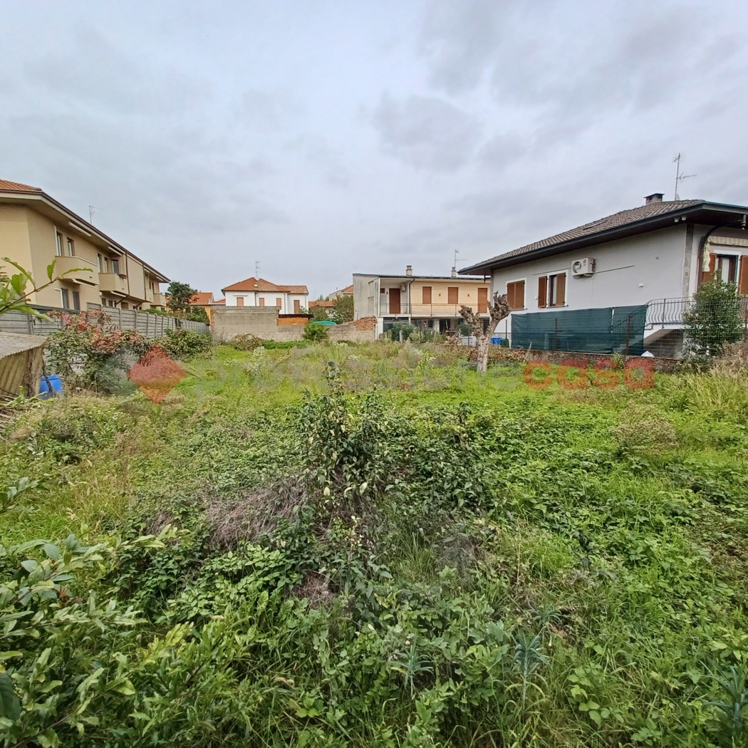 Terreno Edificabile in vendita a Buscate