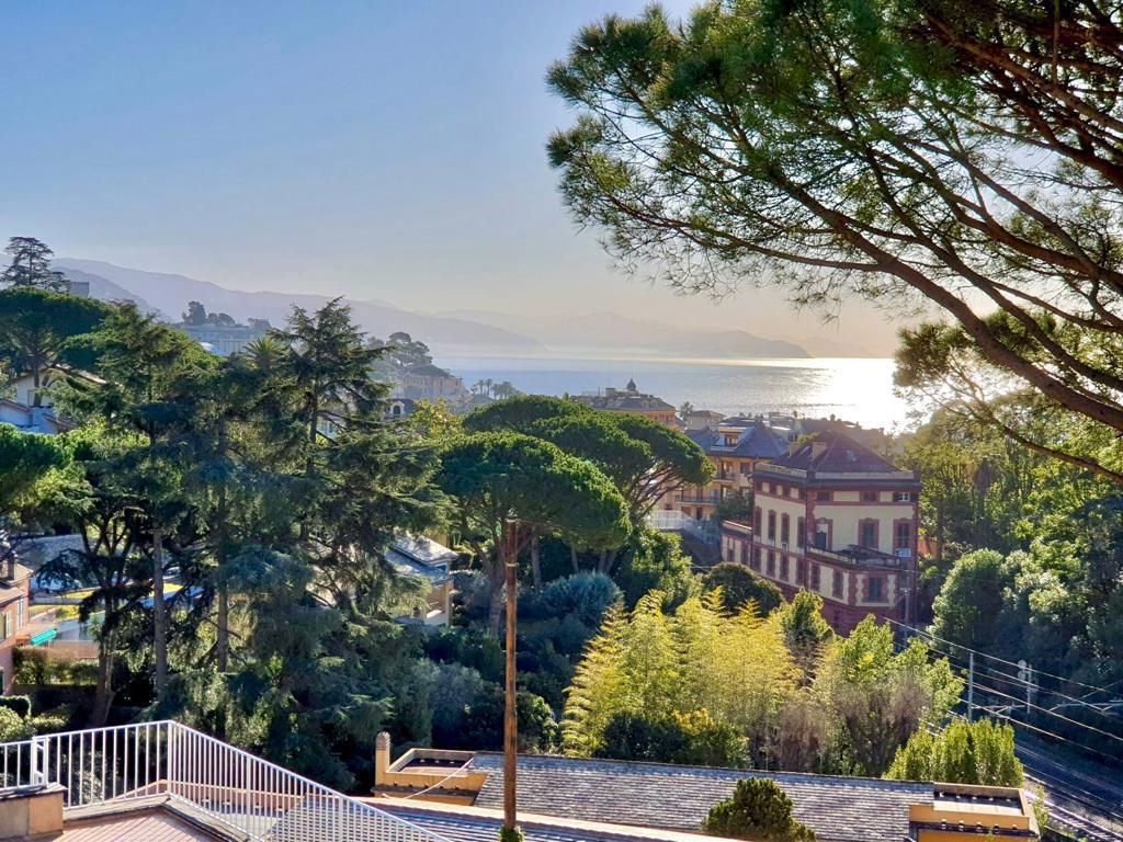 Villa con giardino a Santa Margherita Ligure
