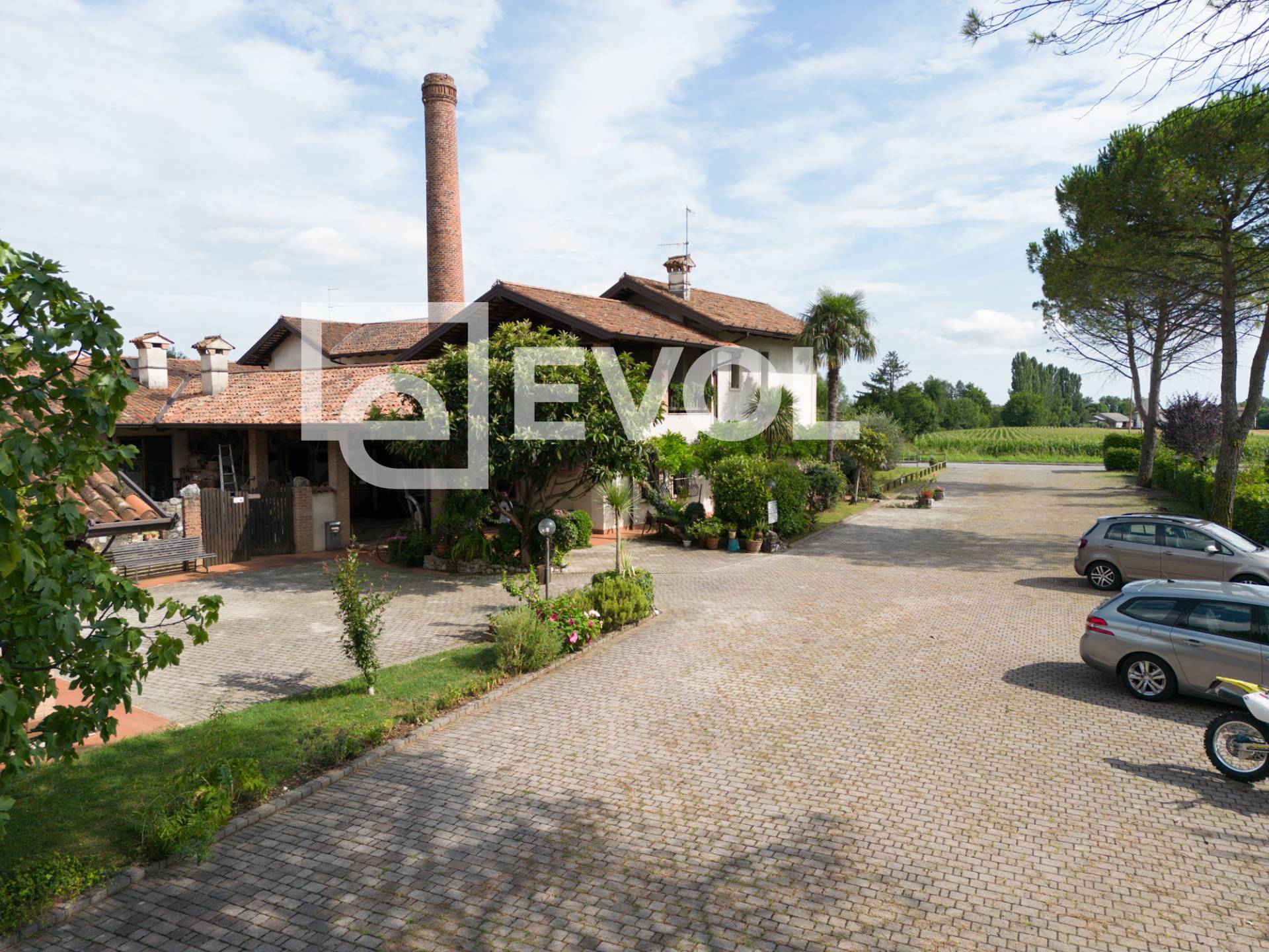 Cielo Terra in vendita a Reana del Rojale